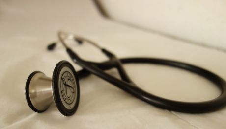 Stypendia dla studentów kierunków lekarskich i pielęgniarskich