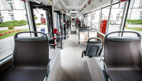 Koniec limitów pasażerów w autobusach 