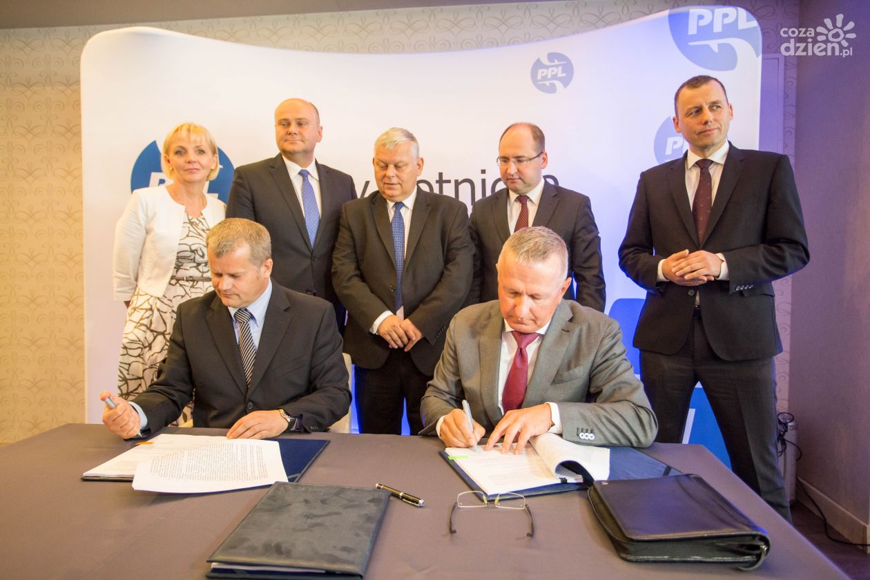 PPL - podpisanie umowy na pas startowy (zdjęcia)