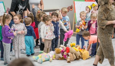 Zbiórka misiów dla dzieci w radomskich szpitalach