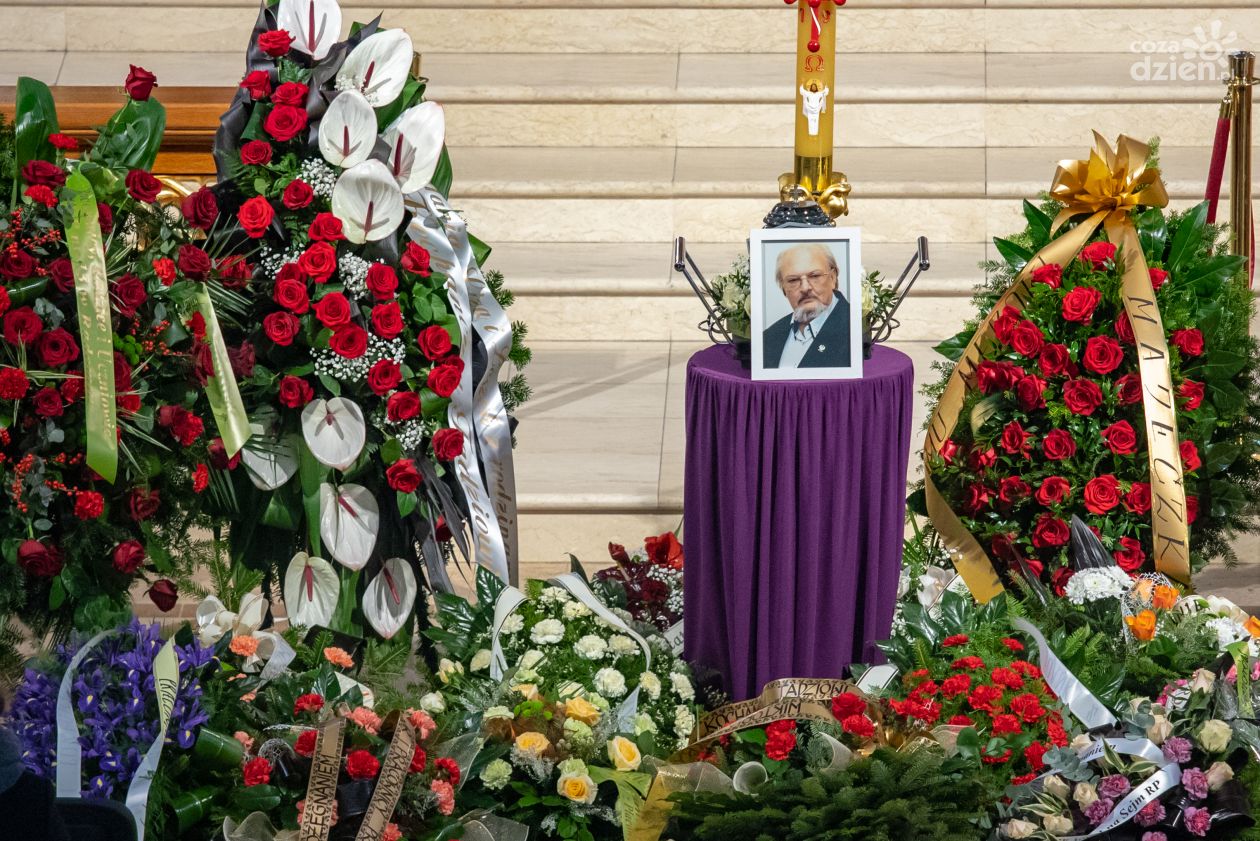 Pogrzeb Tadeusza Ozimka - dyrektora PSP nr 13 (zdjęcia)