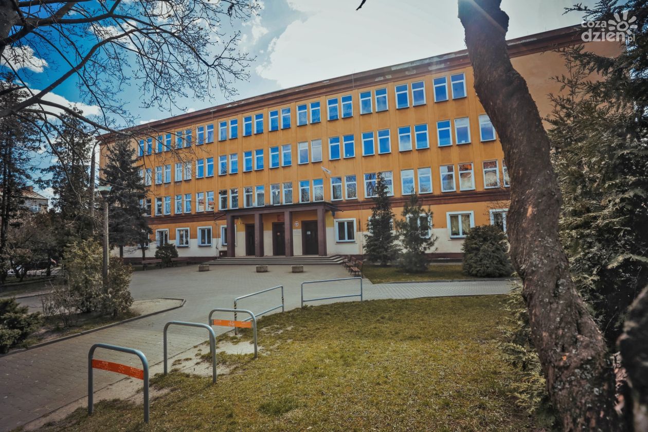 Przyjazna szkoła w sercu Radomia - dzień otwarty w PSP 13 (zdjęcia)