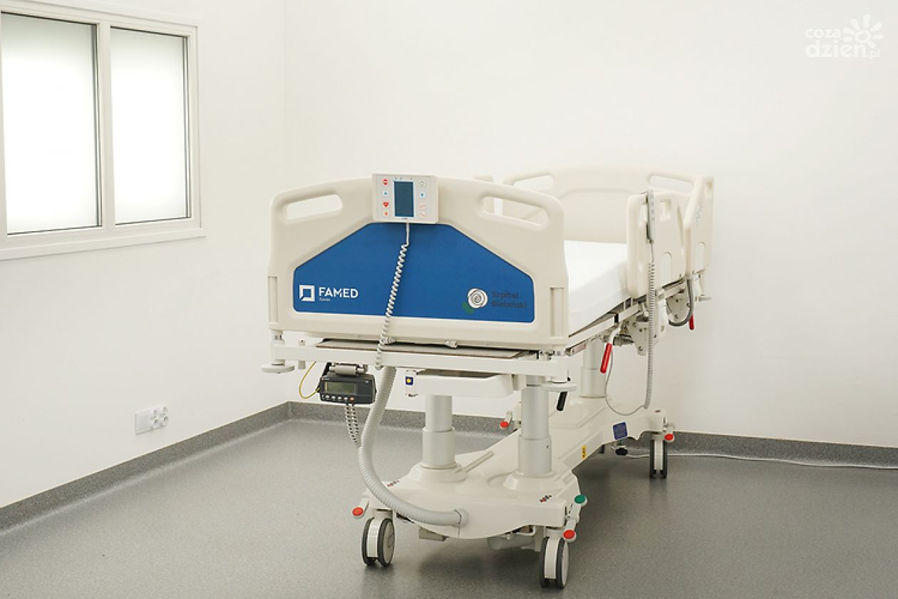Łóżka i RTG dla mazowieckich szpitali 
