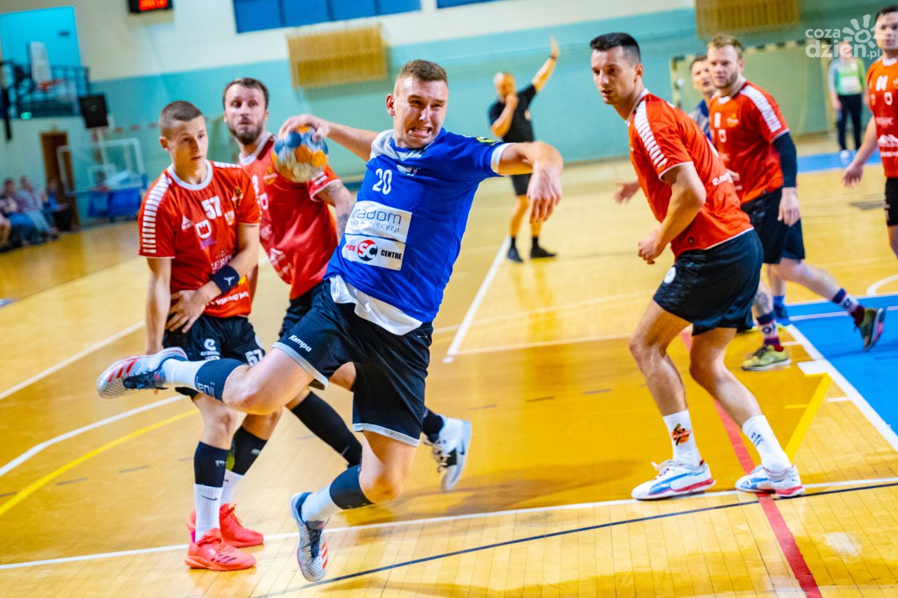 Mecz I ligi piłki ręcznej: Uniwersytet Radom - MKS Mazur Sierpc (zdjęcia)