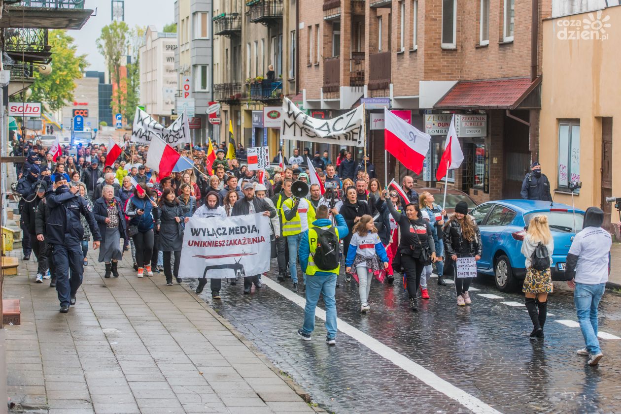 Manifestacja w obronie praw i wolności (zdjęcia)