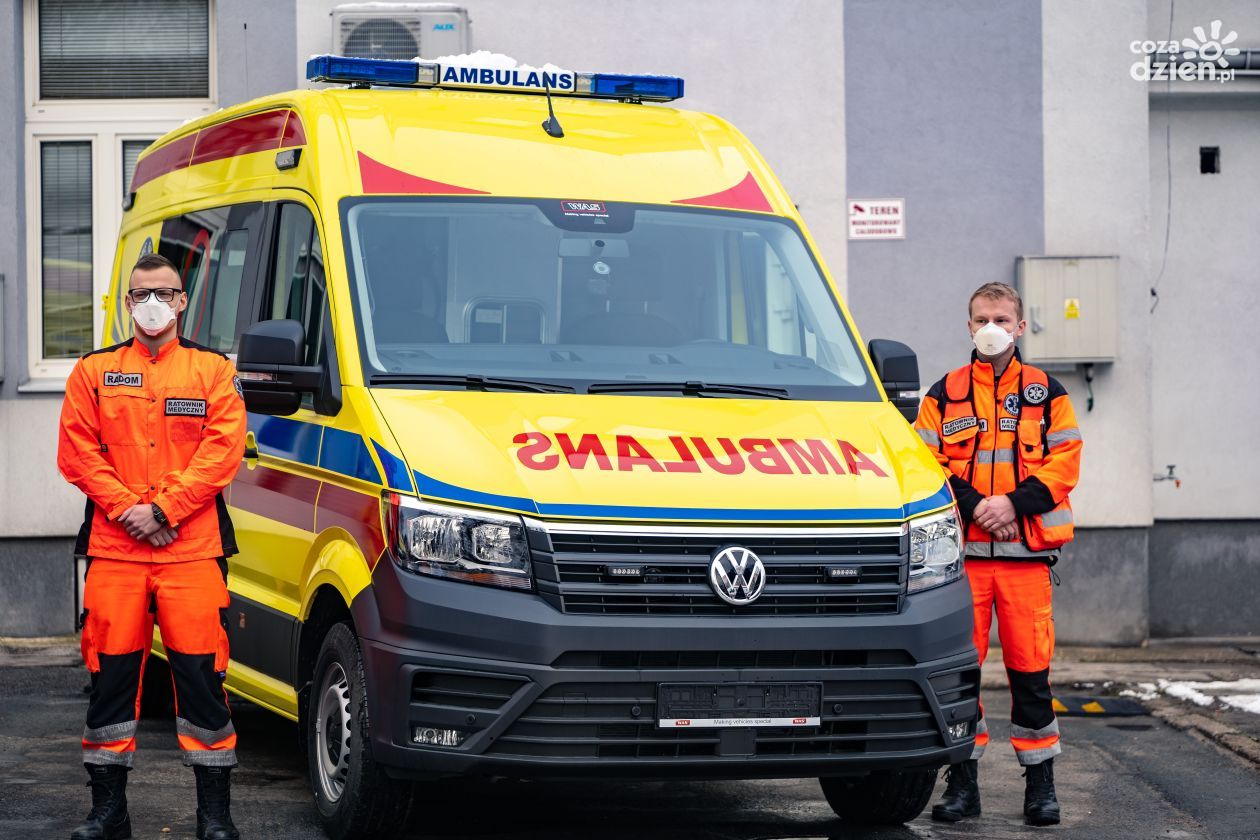 Nowy ambulans dla radomskiego pogotowia