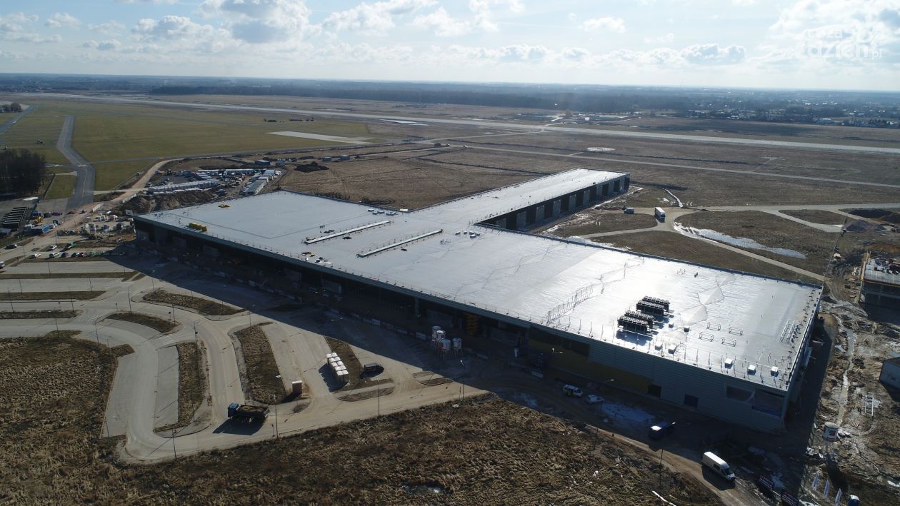 Budowa portu lotniczego - zdjęcia z drona 