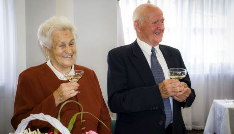 Piękny jubileusz małżonków z Jedlińska. Państwo Anna i Marian Michalscy obchodzili 72. rocznicę ślubu