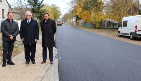 Trwają prace przy przebudowie drogi Bartodzieje - Kazanów