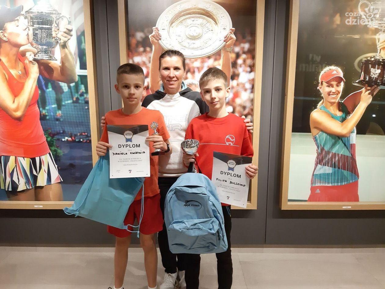Podwójny triumf młodych tenisistów Akademii Tenisowej Masters Radom