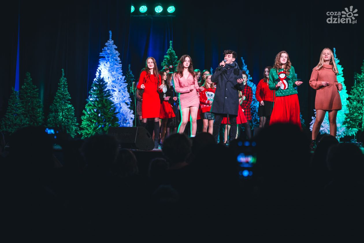 Koncert kolęd i piosenek świątecznych RSR (zdjęcia)