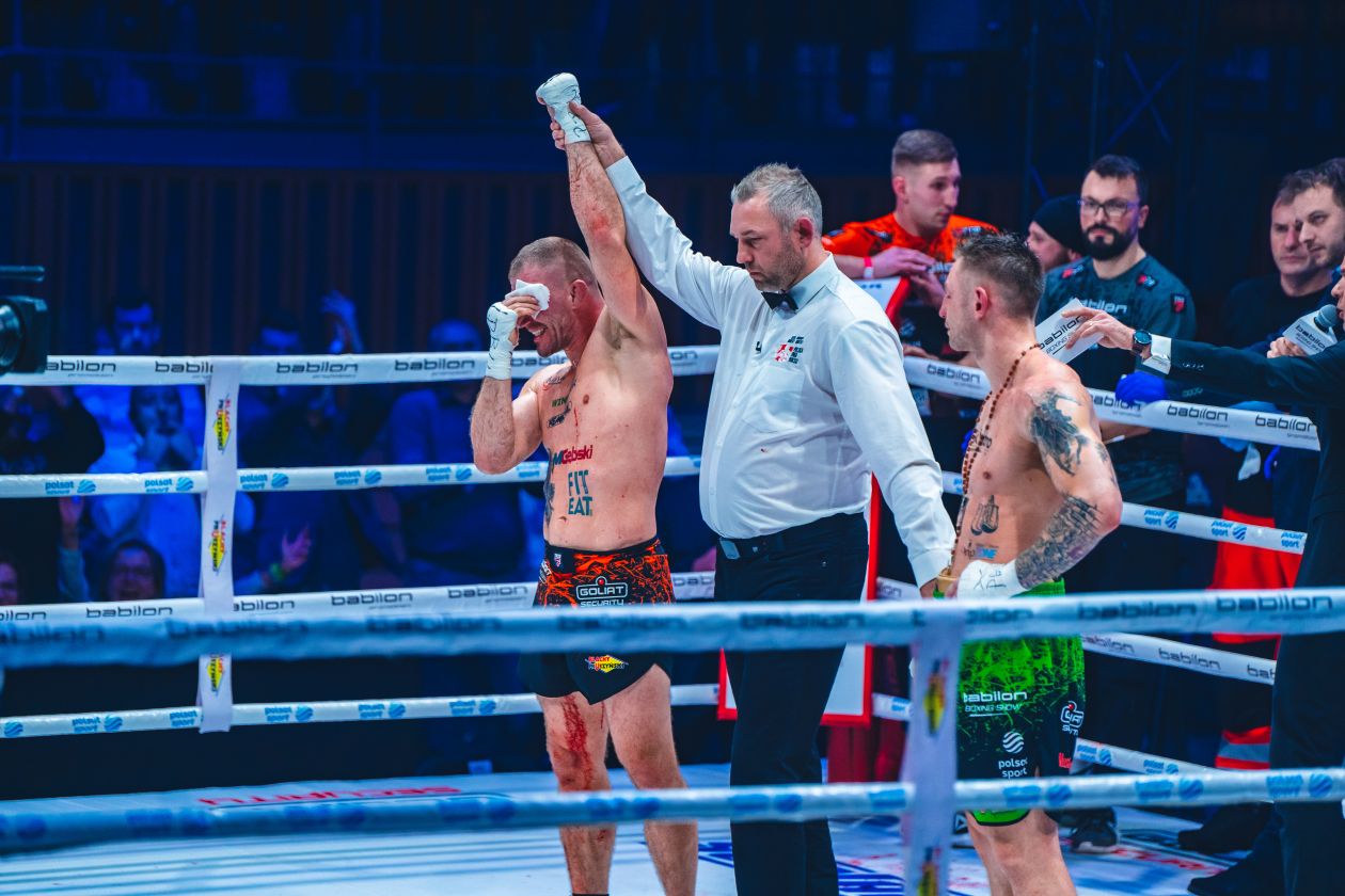 Daniel Rutkowski pokonał Damiana Kiwiora podczas Gali Babilon Boxing Show!