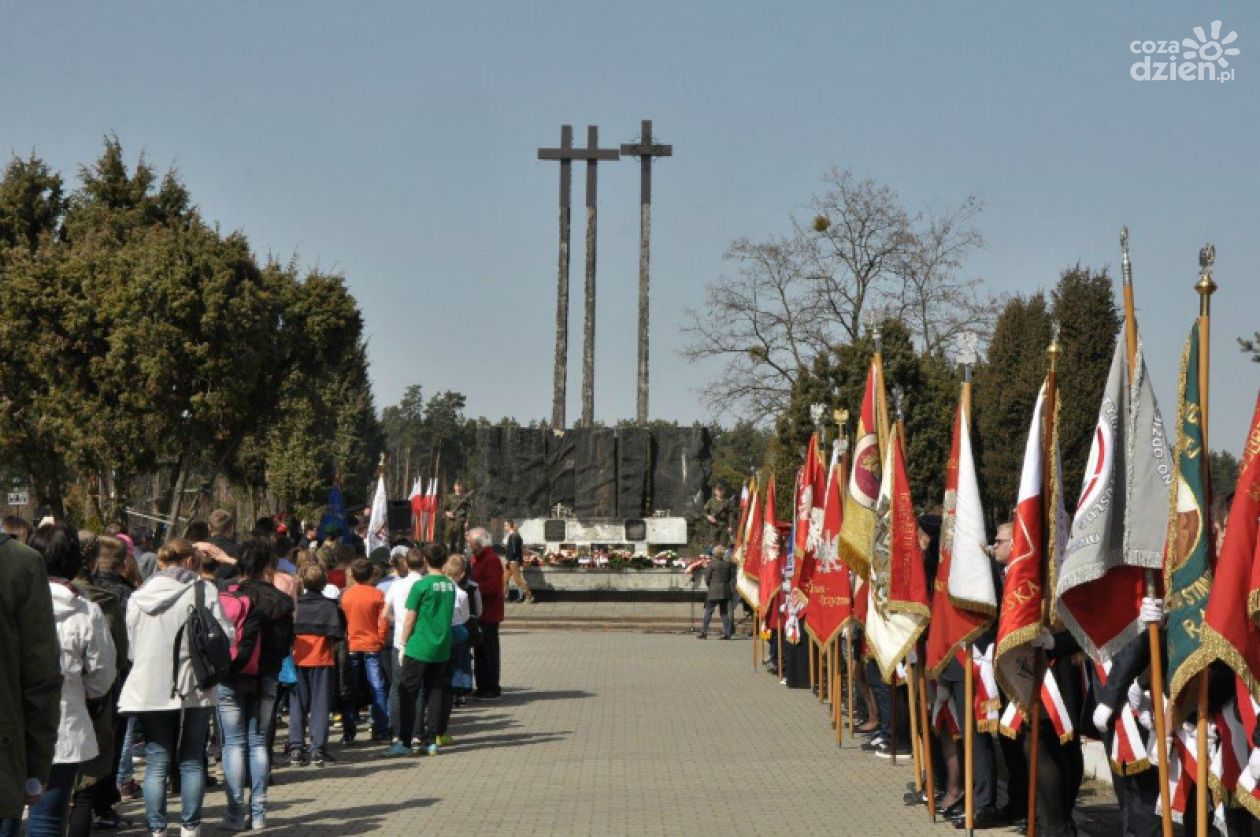 Uroczyste obchody rocznicy masowych egzekucji na Firleju