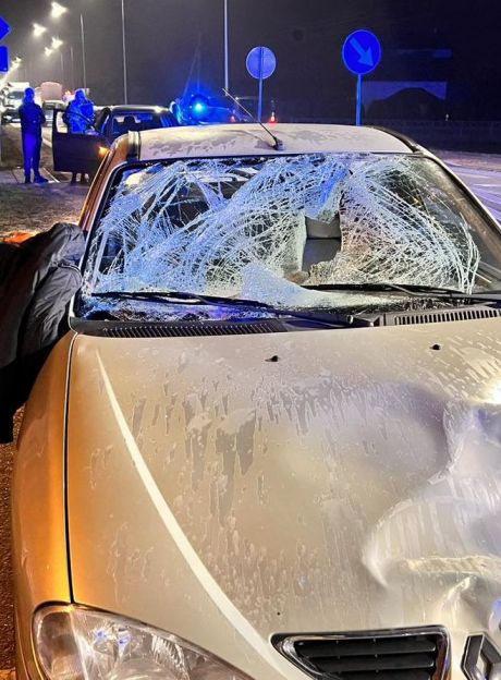 Wypadek w Skaryszewie. 25-latek potrącił dwie kobiety