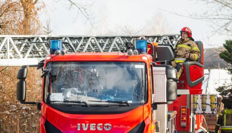 35 strażaków walczyło z pożarem