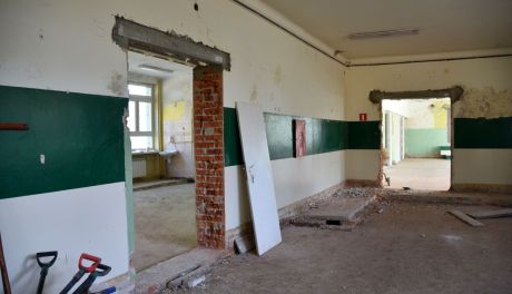 Szkoła w Pionkach odzyskuje blask (zdjęcia)