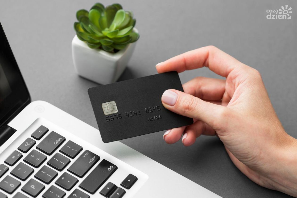 Karty kredytowe – zastosowanie i właściwości