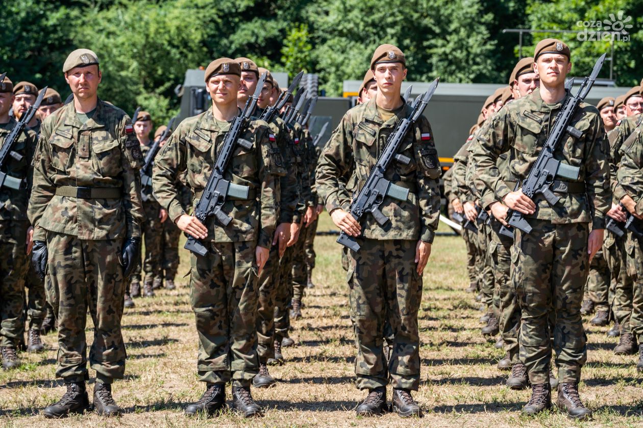 Przysięga Wojskowa żółnierzy 6 Mazowieckiej Brygady Obrony Terytorialnej (zdjęcia)