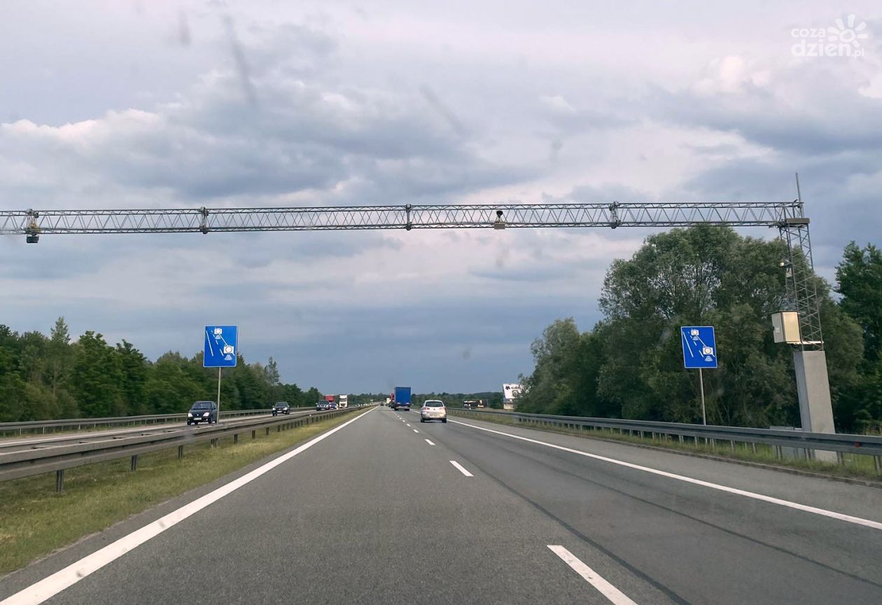 Odcinkowy pomiar prędkości w Białobrzegach odnotował ponad 9 tys. naruszeń
