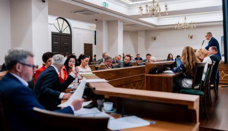 CI sesja Rady Miejskiej w Radomiu (zdjęcia)