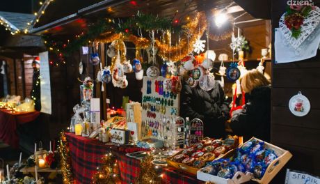 Jarmark świąteczny na iłżeckim rynku 