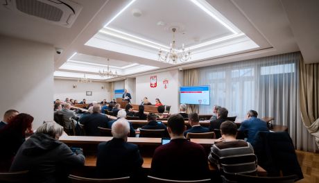 CVI sesja Rady Miejskiej w Radomiu (zdjęcia)