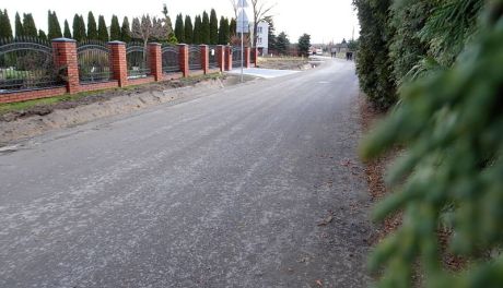 Ul. Szeroka Droga z nową nawierzchnią asfaltową