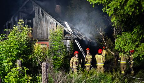 Zdjęcia Pożar budynku w Rajcu Szlacheckim (zdjęcia)