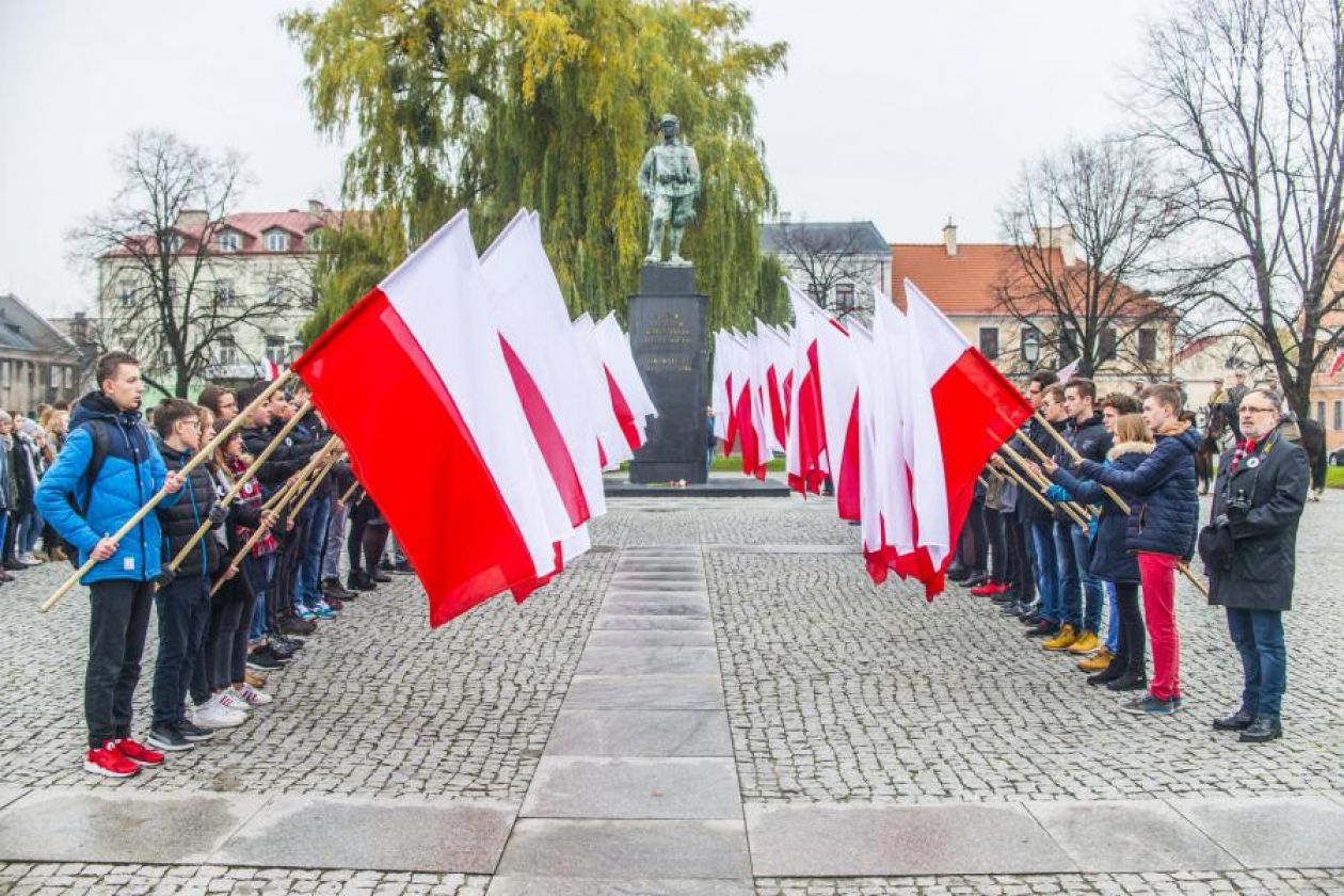 XIII Marsz Niepodległości przeszedł ulicami Radomia