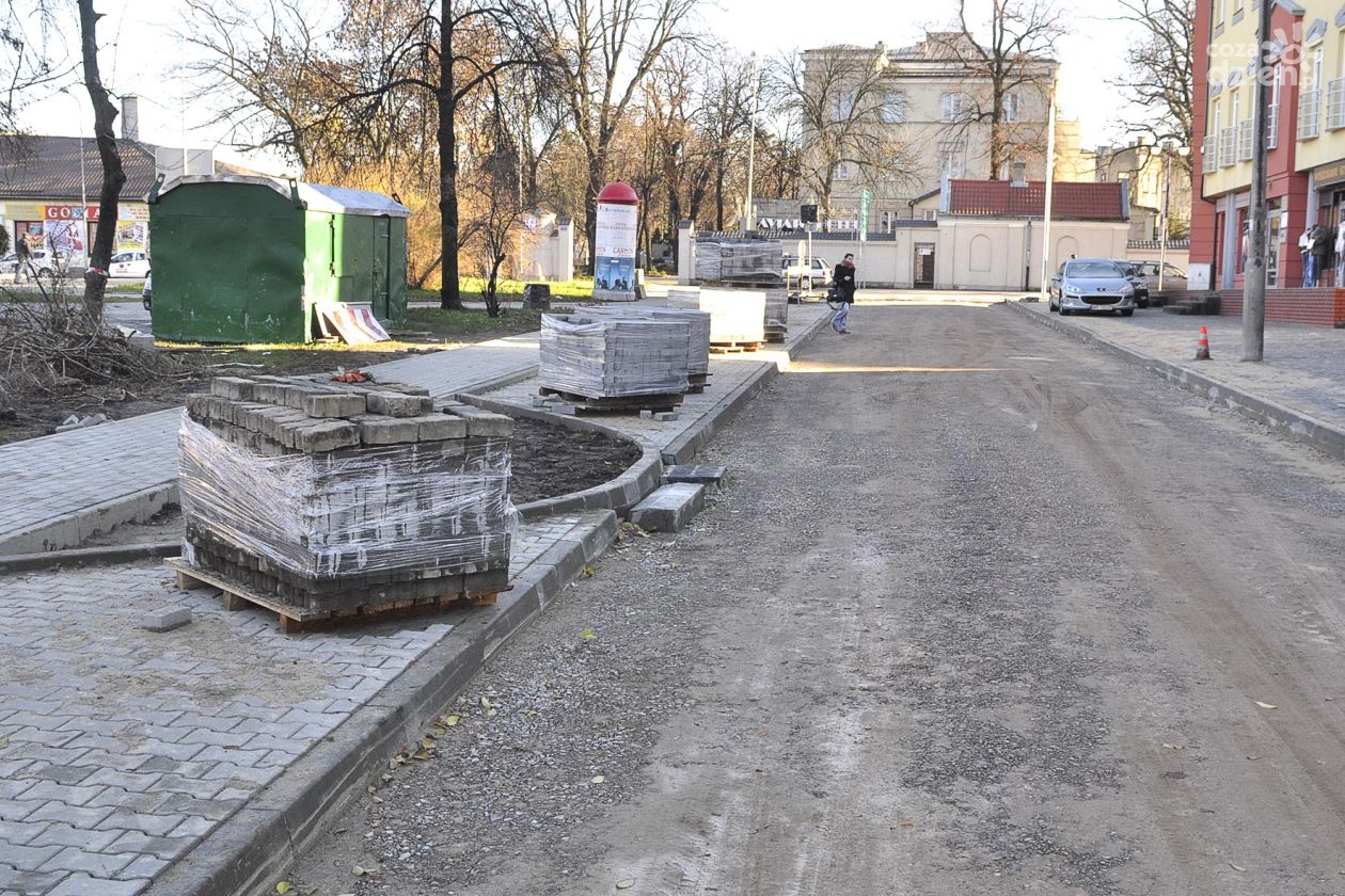 Trwa remont ulicy Koszarowej i fragmentu Warzywnej