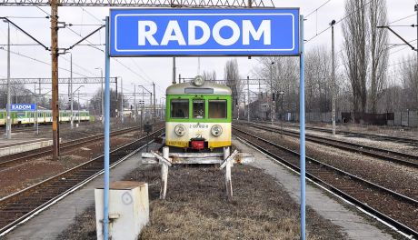 Linia kolejowa Radom - Warszawa: ruszają przetargi